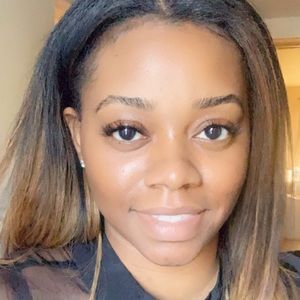 Meet your Posher, Makayla